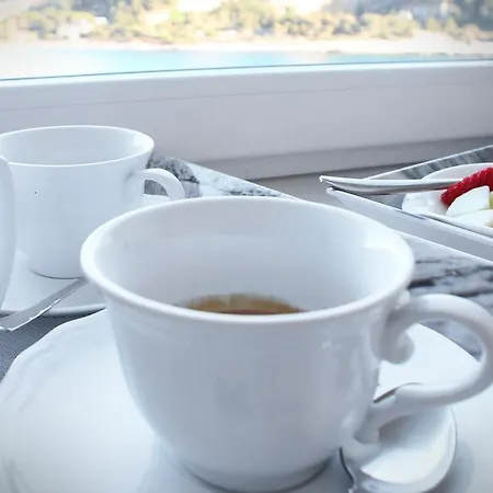 莱茵克拉酒店