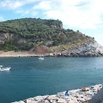 L'ancora بيت ضيافة 4*