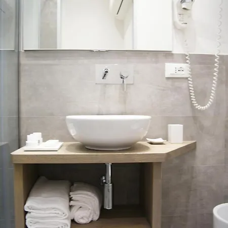 Guest house L'ancora 2*